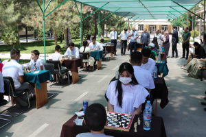 Подробнее о статье Молодежь махаллей на Шахматном турнире Филиала