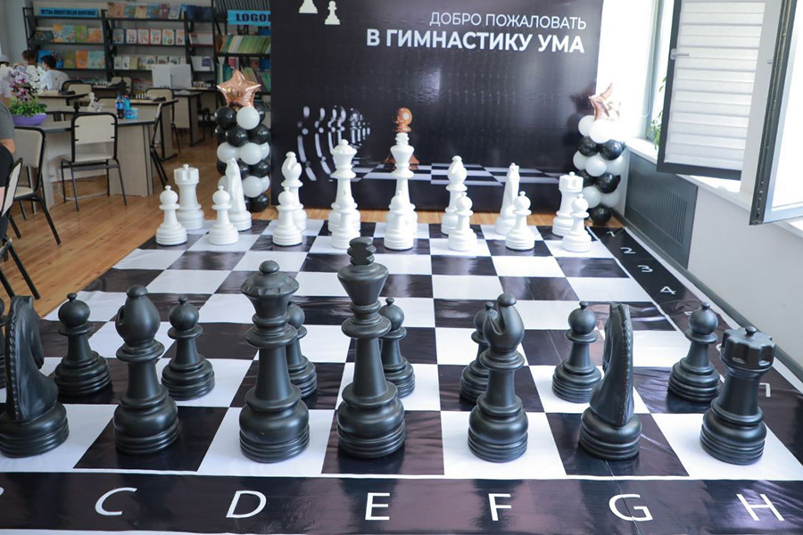Read more about the article Студенты Филиала участвовали в Шахматном турнире