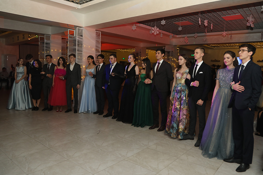 Read more about the article Winter ball in the Branch