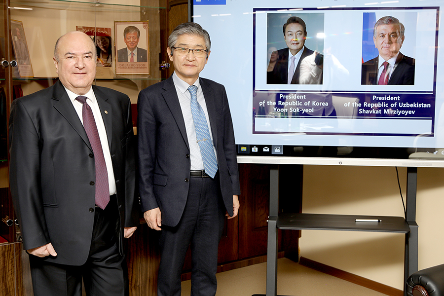 Подробнее о статье Лауреат Нобелевской премии мира профессор Рае Квон Чунг в Филиале РЭУ