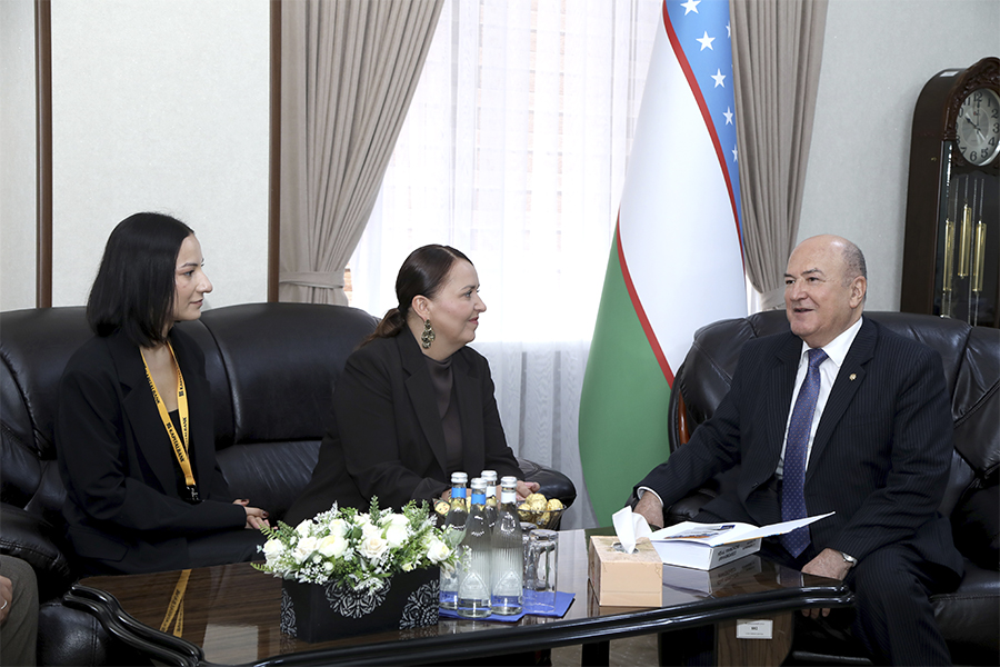 Подробнее о статье Руководитель филиала академик Каландар Абдурахманов провел встречу с Советником Председателя Наблюдательного совета АКБ «Капиталбанк» и директором  Kapital Academy