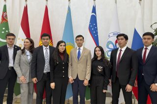 Подробнее о статье Представители филиала участвовали в работе Форума аналитических центров государств региона и России