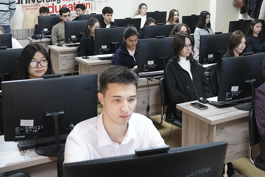 Подробнее о статье Программа академической мобильности продолжается: лекции экспертов головного университета по дисциплине «Микроэкономика»