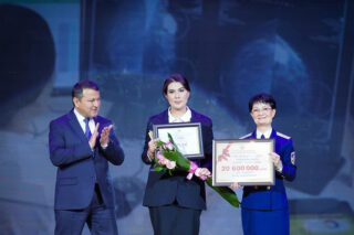 Подробнее о статье Представитель Ташкентского филиала— победитель конкурса «Женщина года – 2025»