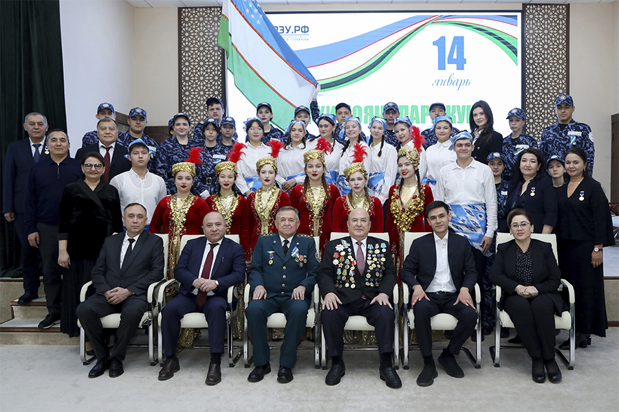 Подробнее о статье Поздравляем с праздником!