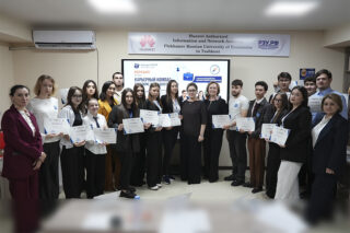 Подробнее о статье В Ташкентском филиале РЭУ состоялся воркшоп «Карьерный компас: от резюме до трудоустройства»