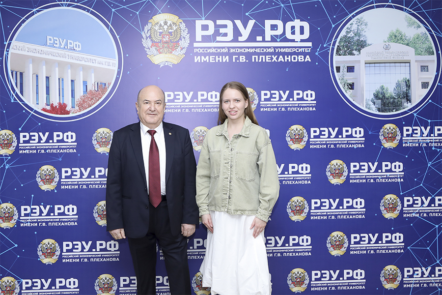 Подробнее о статье Ташкентский филиал расширяет медиасотрудничество