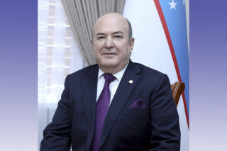 Подробнее о статье Поздравление академика АН РУз Каландара Абдурахманова с Днем молодежи